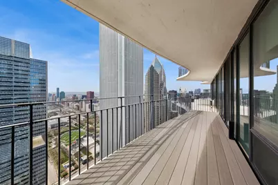 225 N Columbus Street #6009, Chicago, IL 60601 - Photo 12
