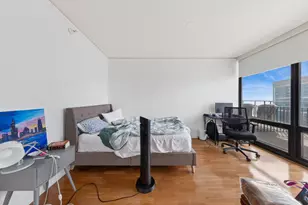 225 N Columbus St, Chicago, IL 60601 - Photo 8