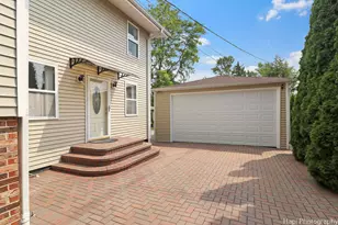 1569 Sherman Pl, Des Plaines, IL 60016 - Photo 8