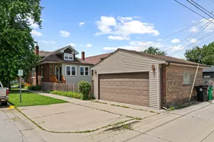 1447 Cuyler Ave, Berwyn, IL 60402 - Photo 2