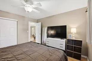 4605 Ashley Dr, McHenry, IL 60050 - Photo 12