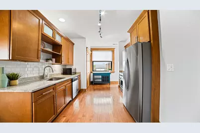 650 N Wood Street #3S, Chicago, IL 60622 - Photo 8