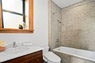 650 N Wood St, Chicago, IL 60622 - Photo 18