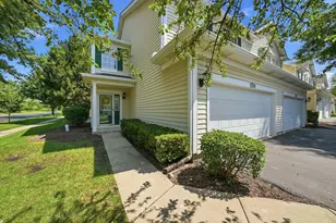 2759 Sheridan Ct, Naperville, IL 60563 - Photo 2