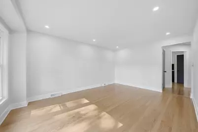 6332 N Mobile Avenue, Chicago, IL 60646 - Photo 4