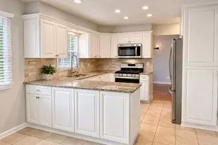 5N575 Abilene Trail, Bloomingdale, IL 60108 - Photo 2