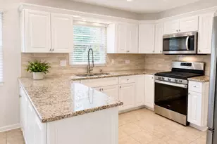 5N575 Abilene Trail, Bloomingdale, IL 60108 - Photo 4