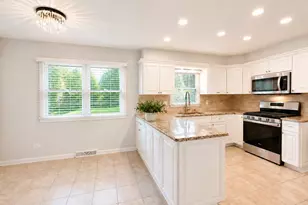 5N575 Abilene Trail, Bloomingdale, IL 60108 - Photo 6
