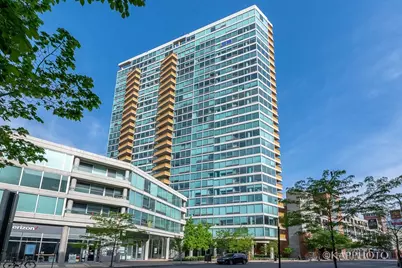 1720 Maple Avenue #2170, Evanston, IL 60201 - Photo 1