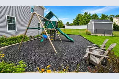 9807 Northridge Circle, Clifton, IL 61727 - Photo 30