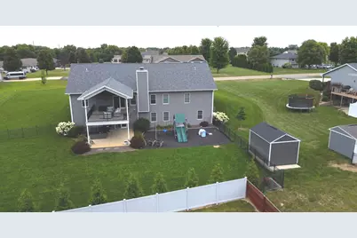9807 Northridge Circle, Clifton, IL 61727 - Photo 36