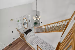 1696 Brigham Ln, Crystal Lake, IL 60014 - Photo 4