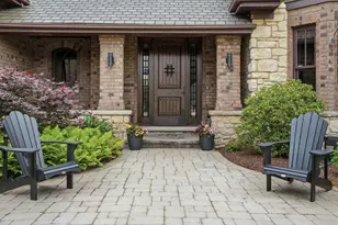 16116 Sandy Banks Ct, Homer Glen, IL 60491 - Photo 4