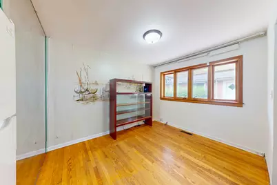 5539 Theobald Road, Morton Grove, IL 60053 - Photo 6