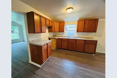 6415 N Shore Avenue, Spring Grove, IL 60081 - Photo 10