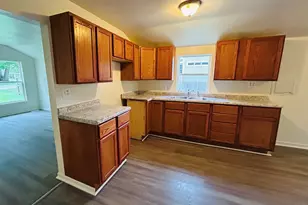 6415 N Shore Ave, Spring Grove, IL 60081 - Photo 10