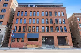 153 W Ohio St, Chicago, IL 60654 - Photo 1