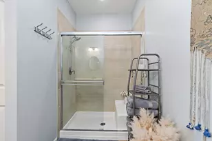545 Autumn Cir, Pingree Grove, IL 60140 - Photo 18