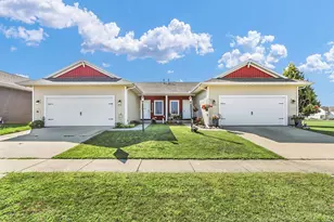 3331 Boulder Ridge Dr, Champaign, IL 61822 - Photo 2