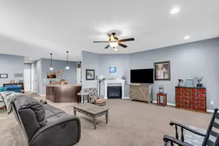 3331 Boulder Ridge Dr, Champaign, IL 61822 - Photo 8