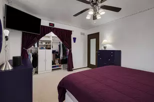 330 Elmwood Ln, Bloomingdale, IL 60108 - Photo 10