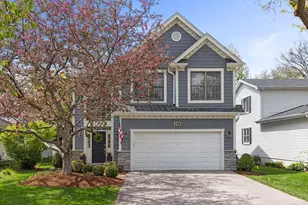 176 Hillcrest Ave, Glen Ellyn, IL 60137 - Photo 1