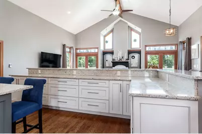 7887 Canterbury Ridge, South Beloit, IL 61080 - Photo 12