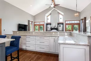 7887 Canterbury Ridge, South Beloit, IL 61080 - Photo 12