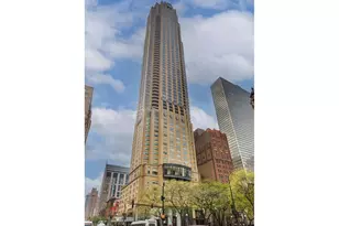 800 N Michigan Ave, Chicago, IL 60611 - Photo 1