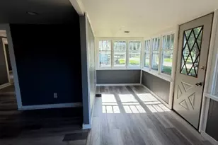 204 3rd St, Mendota, IL 61342 - Photo 2