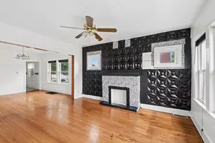 2100 S 10th Ave, Maywood, IL 60153 - Photo 4