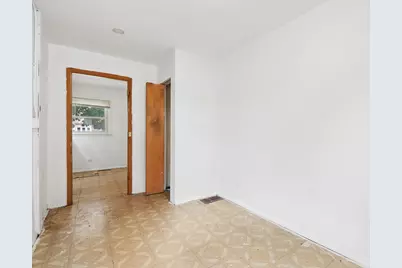 2100 S 10th Avenue, Maywood, IL 60153 - Photo 12