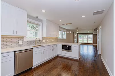 55 W 77th Place, Chicago, IL 60620 - Photo 8