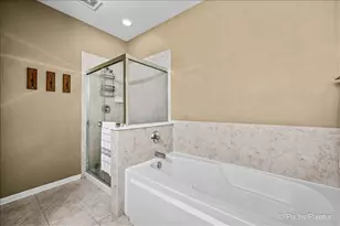 2911 Grande Trail, Yorkville, IL 60560 - Photo 24