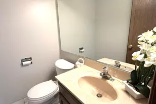 31 Buckingham Ln, Buffalo Grove, IL 60089 - Photo 18
