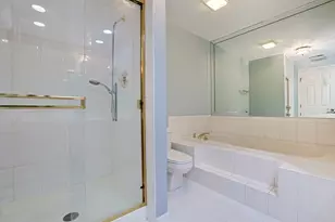 170 Manchester Dr, Buffalo Grove, IL 60089 - Photo 18