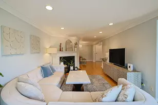 170 Manchester Dr, Buffalo Grove, IL 60089 - Photo 4