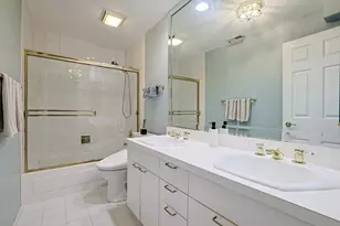 170 Manchester Dr, Buffalo Grove, IL 60089 - Photo 20