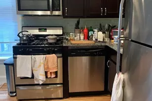 1947 N Cleveland Ave, Chicago, IL 60614 - Photo 2