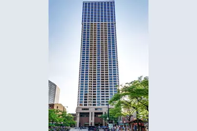 1030 N State Street #2L, Chicago, IL 60610 - Photo 1