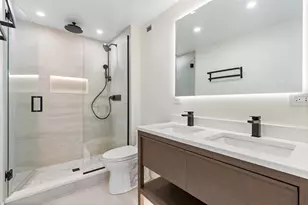 1030 N State St, Chicago, IL 60610 - Photo 16