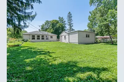 902 E Rockland Road, Libertyville, IL 60048 - Photo 2
