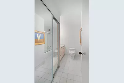 233 E Erie Street #1403, Chicago, IL 60611 - Photo 12