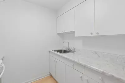 233 E Erie Street #1403, Chicago, IL 60611 - Photo 10