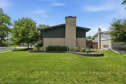 [Address not provided], Morton Grove, IL 60053 - Photo 4