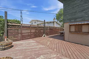[Address not provided], Morton Grove, IL 60053 - Photo 36