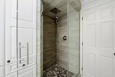 [Address not provided], Morton Grove, IL 60053 - Photo 22