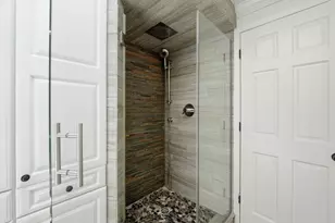 [Address not provided], Morton Grove, IL 60053 - Photo 22