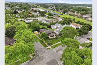 [Address not provided], Morton Grove, IL 60053 - Photo 40