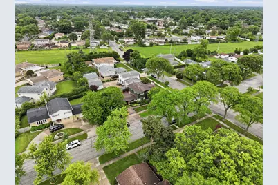 [Address not provided], Morton Grove, IL 60053 - Photo 42